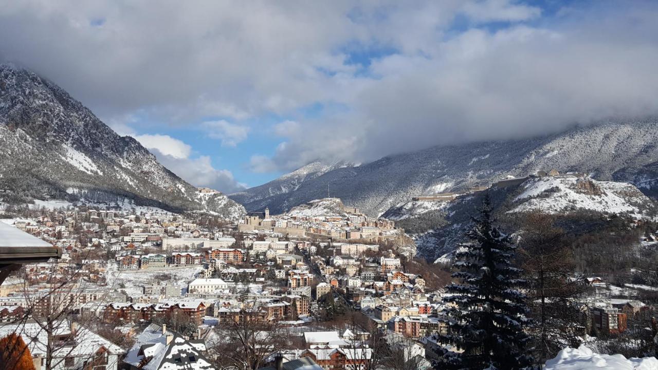 Studio Sympa Avec Terrasse , Maxi 4 Pers.Briancon Eksteriør bilde